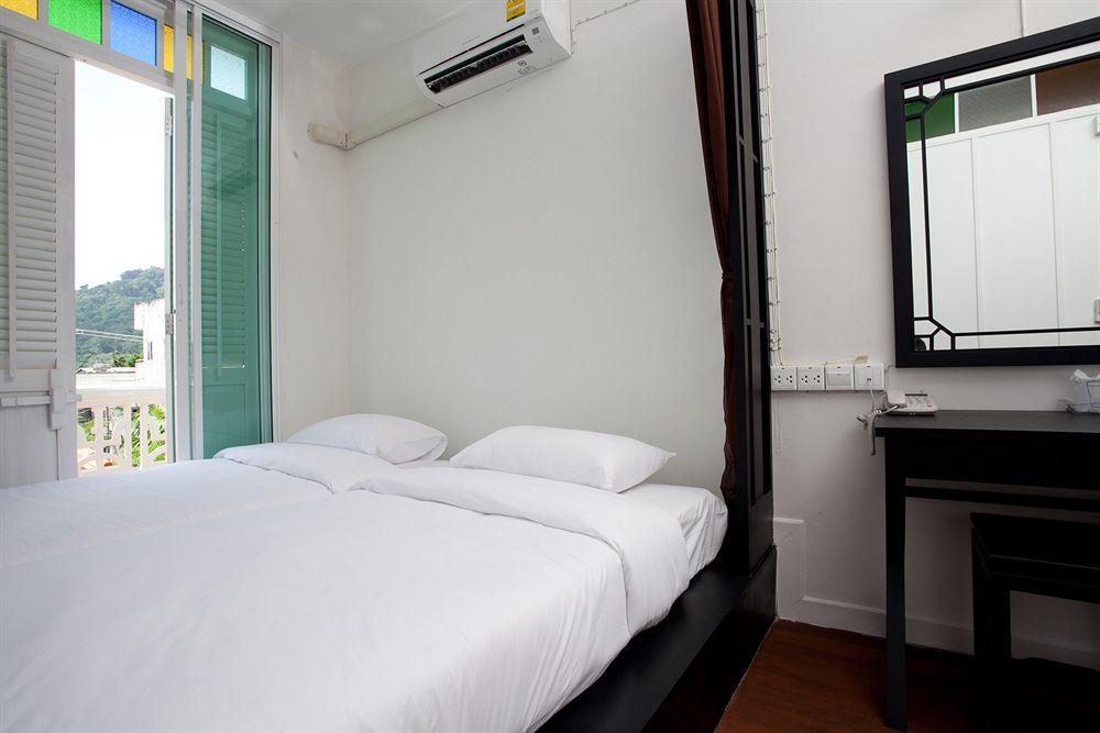 99 Oldtown Boutique Guesthouse Sha Extra Plus Phuket Eksteriør bilde