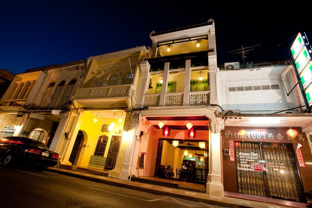 99 Oldtown Boutique Guesthouse Sha Extra Plus Phuket Eksteriør bilde