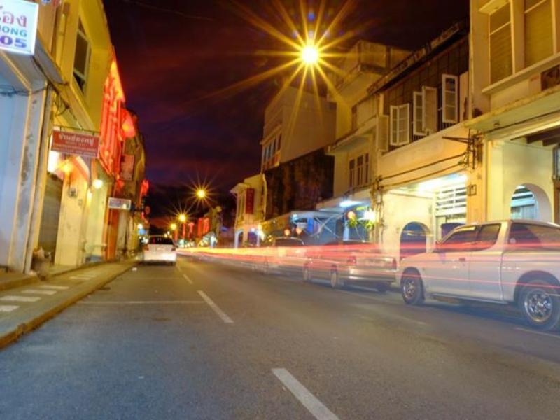 99 Oldtown Boutique Guesthouse Sha Extra Plus Phuket Eksteriør bilde