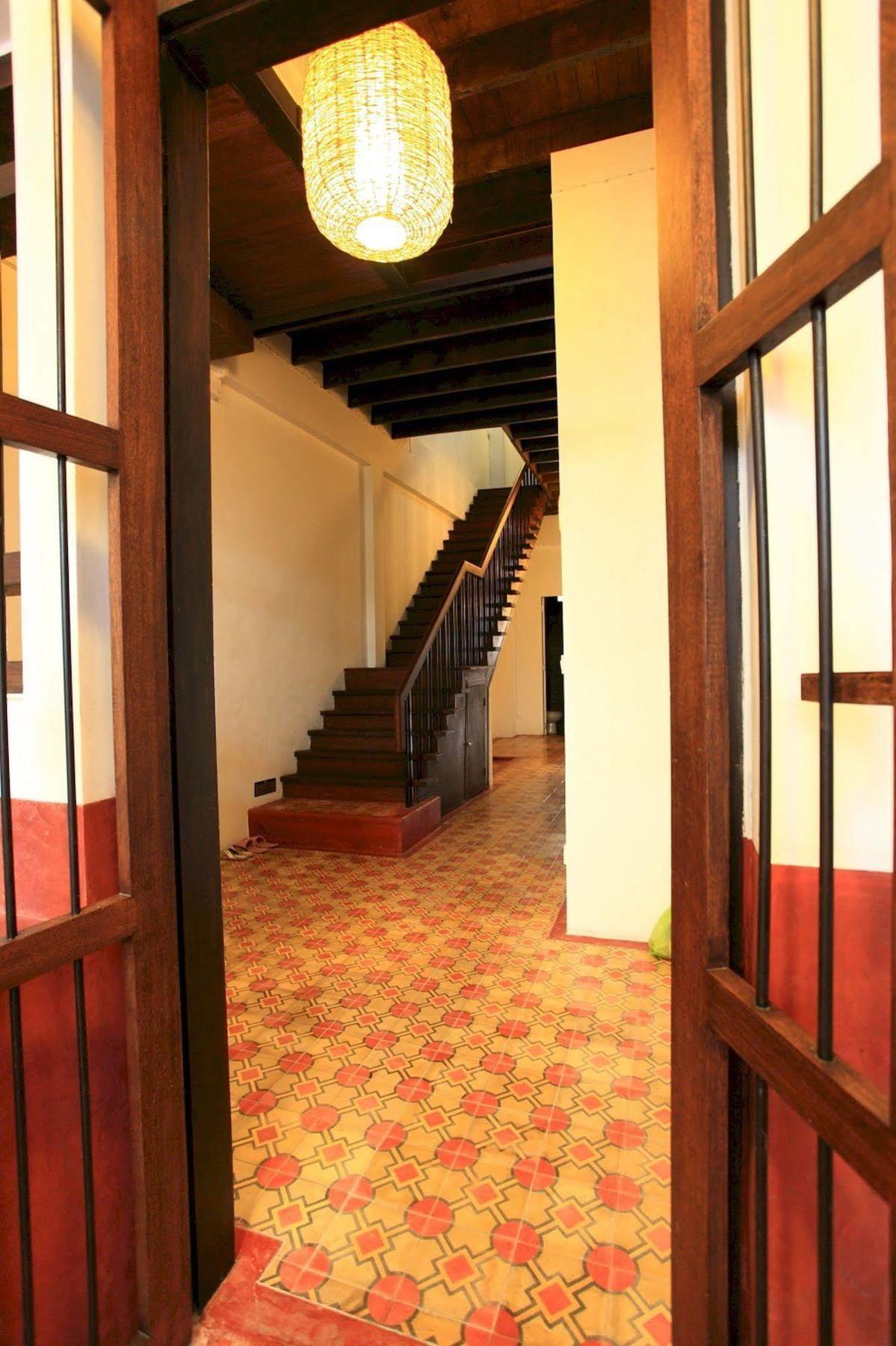 99 Oldtown Boutique Guesthouse Sha Extra Plus Phuket Eksteriør bilde